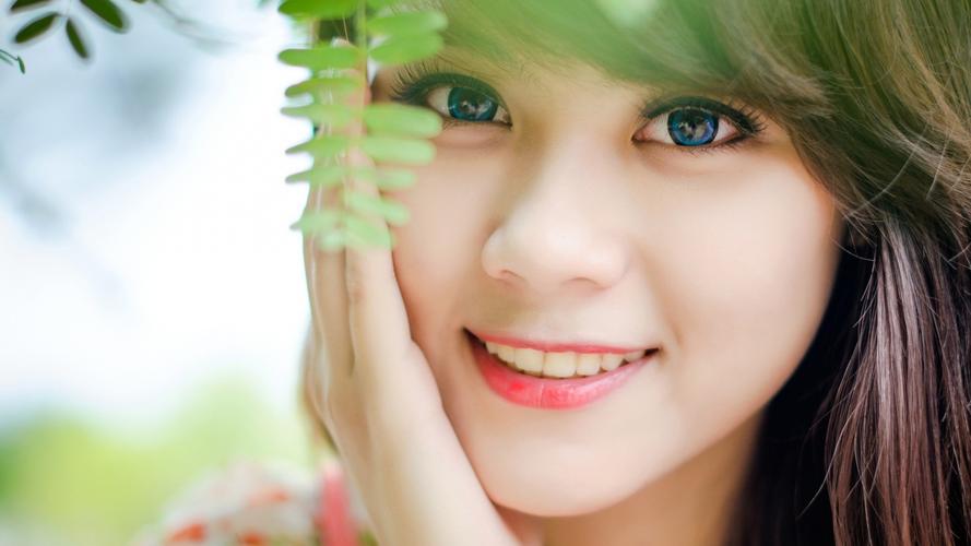 海外校友子女探访玉虚宫 感受武当文化